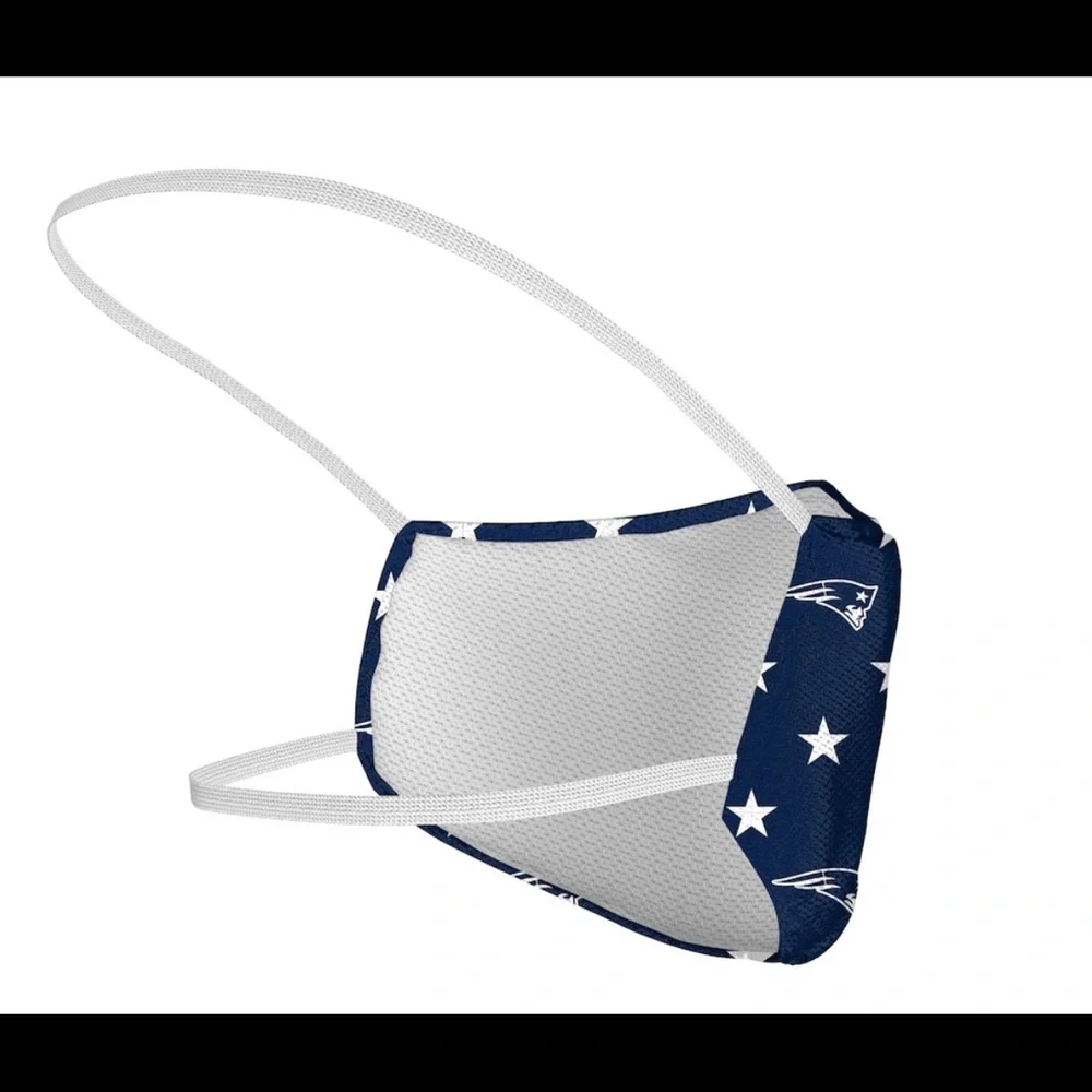 NWT New England Patriots 3 Pack Face Mask 485